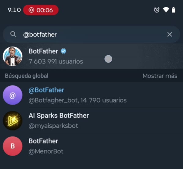 Resultado de búsqueda @botfather: el oficial tiene la insignia azul de verificación